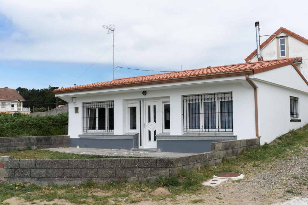 Casa Area Da Vila Villa Camarinas Exterior photo